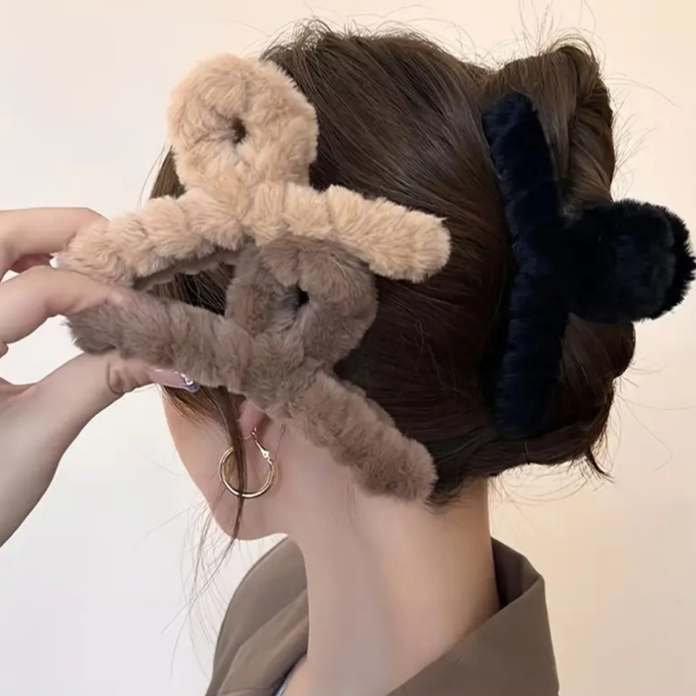 New 3pk furry hair clips
